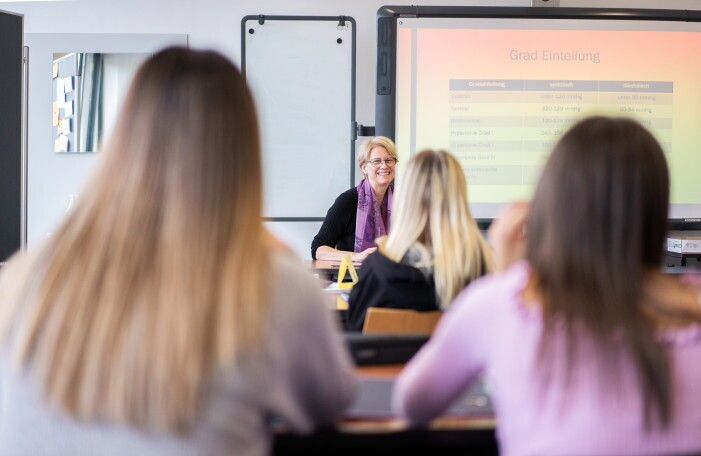 Pflegepädagoge (m/w/d) für unsere Pflegeschule, 1. Bild