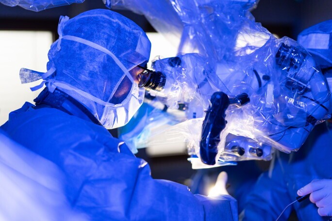 Leitender Oberarzt (m/w/d) Sektion Wirbelsäulenchirurgie, 2. Bild